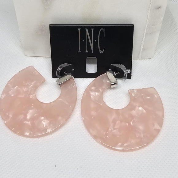 *CLEARANCE RACK* Inc International concepts Acrylic Flat Open Hoops - Picture 2 of 4